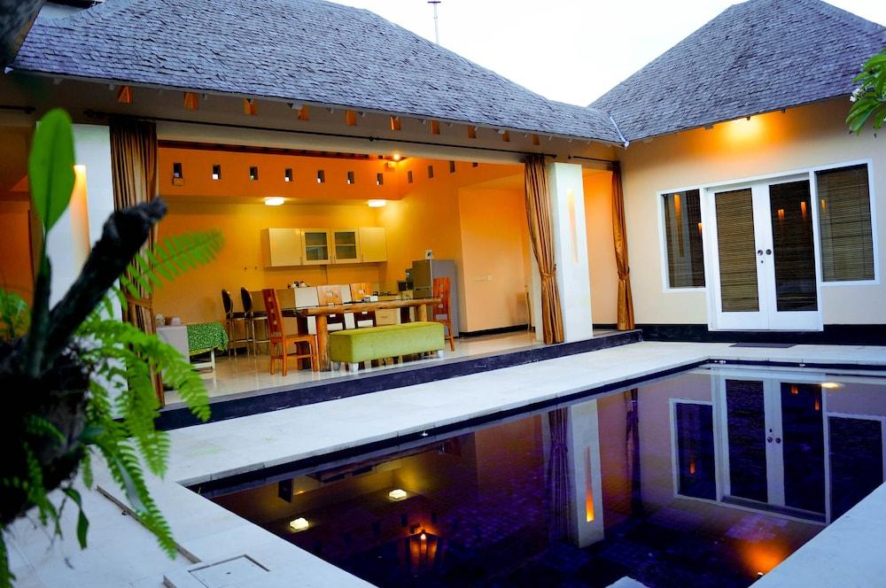 Kamuela Villas Seminyak Exteriér fotografie